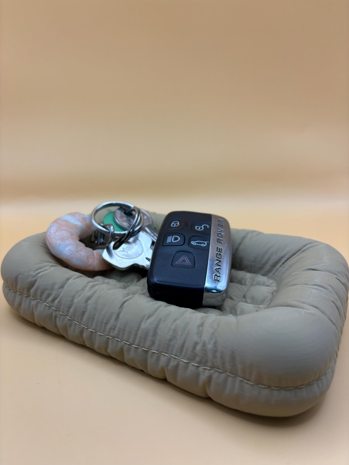 Fabric-Style Key Dish – Chic Organisation Solution