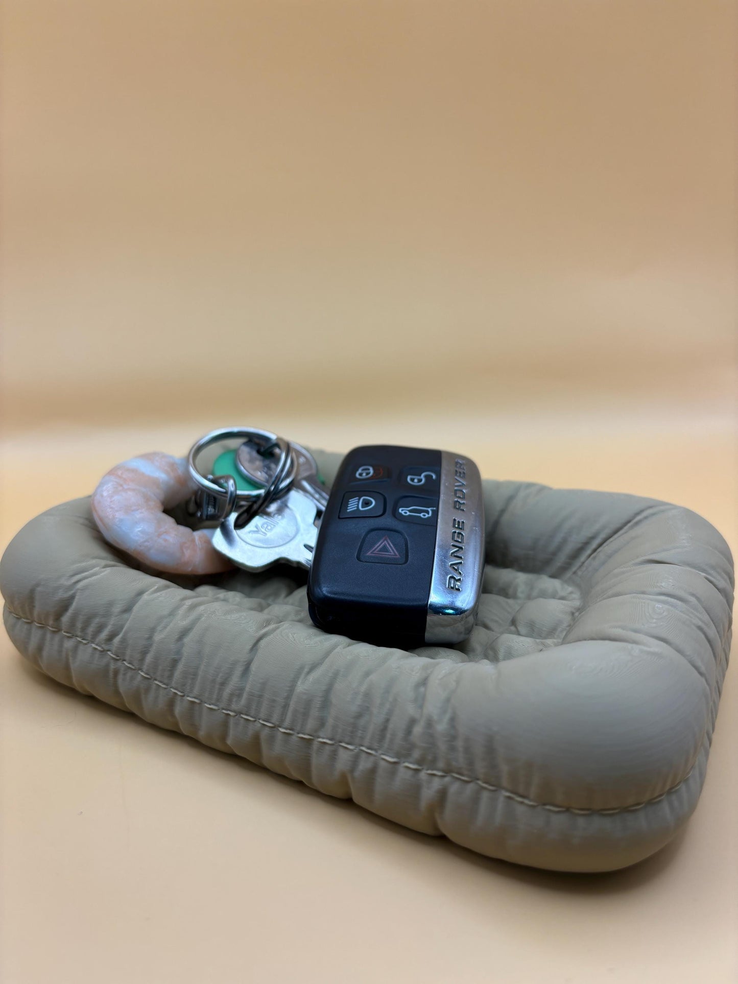 Fabric-Style Key Dish – Chic Organisation Solution