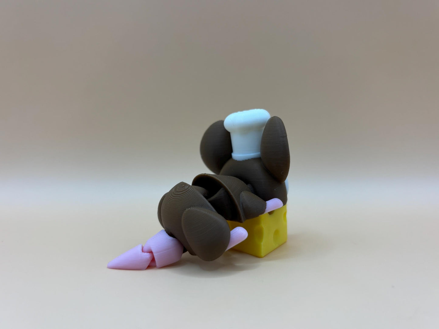Remy the Articulated Flexi Mouse & His Cheese! – Flexible, Fun, and Ready for Adventure!
