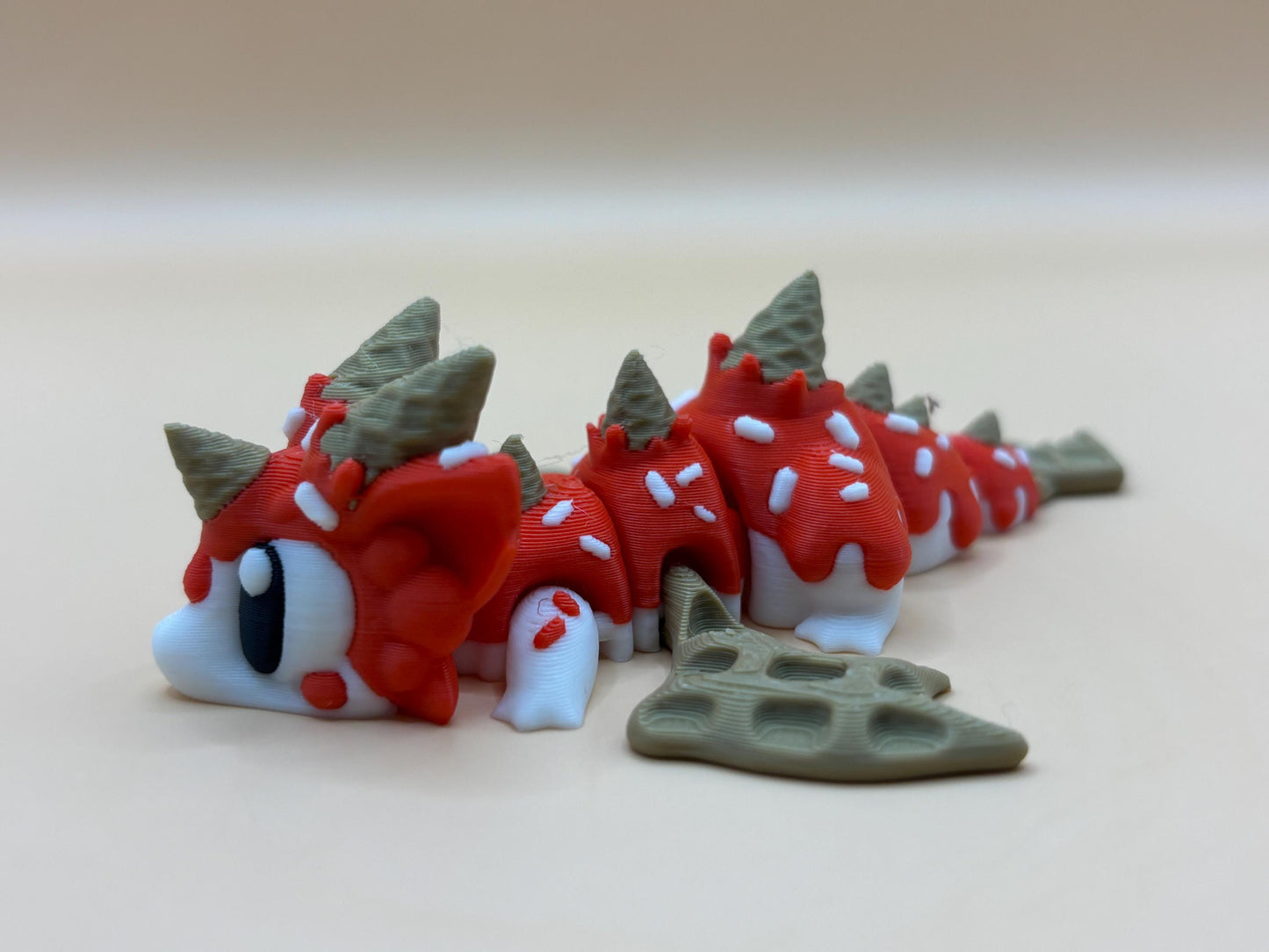 Scoops The Flexi Ice cream Dragon & Egg – An Articulated Dragon with a Sundae Twist!