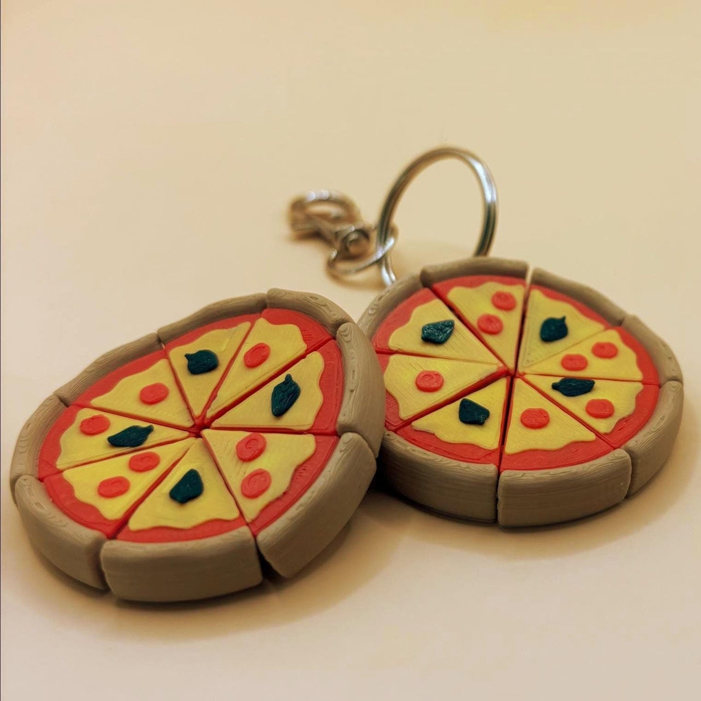 Slice to Meet You – Articulated Pizza Keychain or Magnet That Moves Just Right