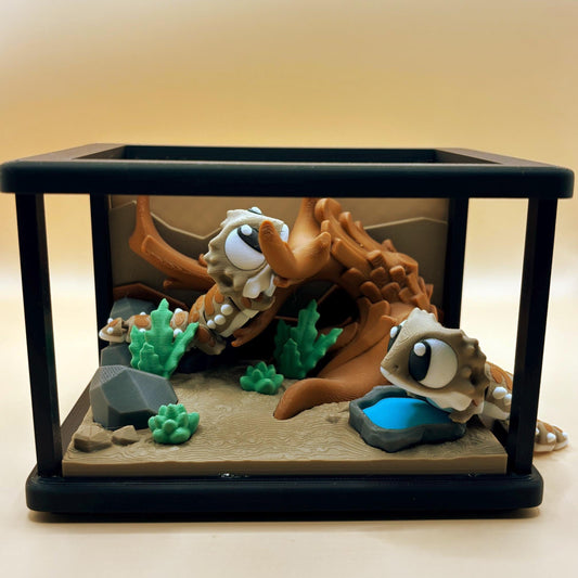Miniature Reptile Display – Model Reptile Vivarium with Optional Gecko or Dragon