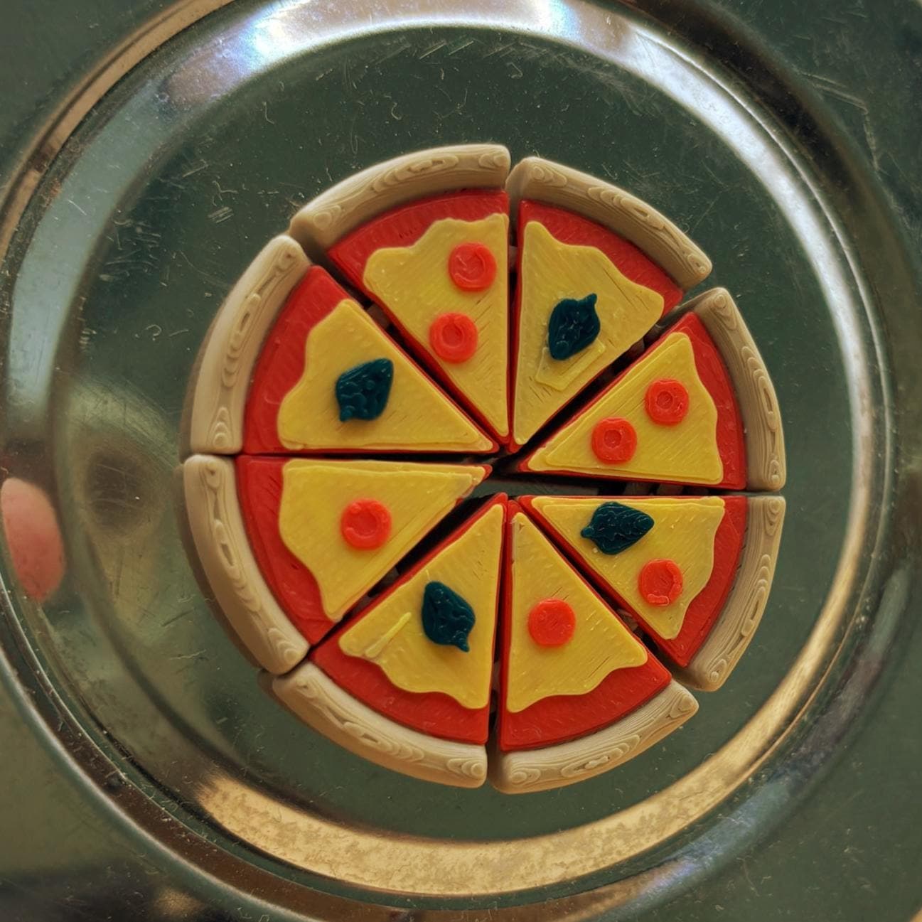 Slice to Meet You – Articulated Pizza Keychain or Magnet That Moves Just Right