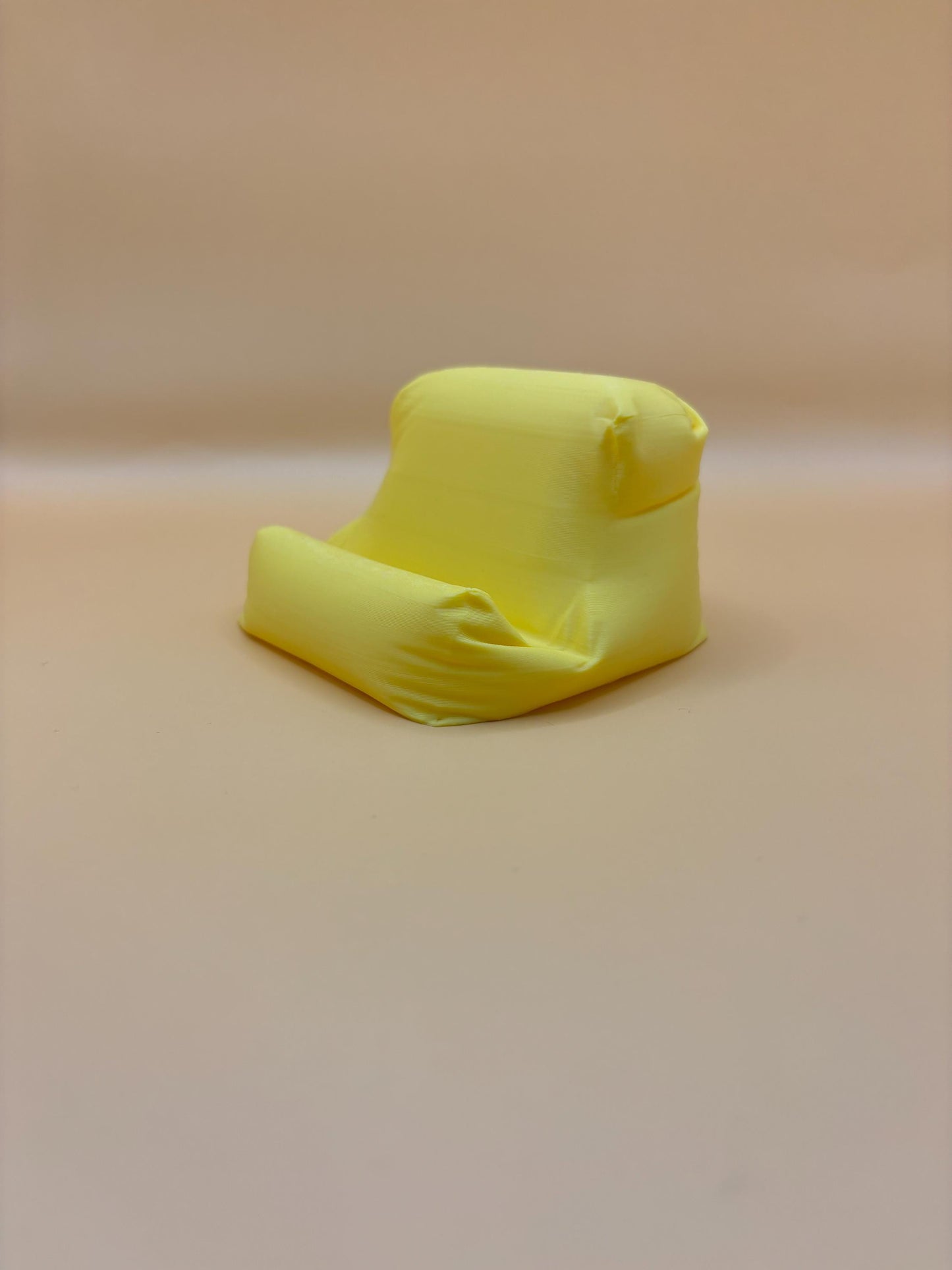 Bean Bag-Inspired Phone Stand – Cute & Functional