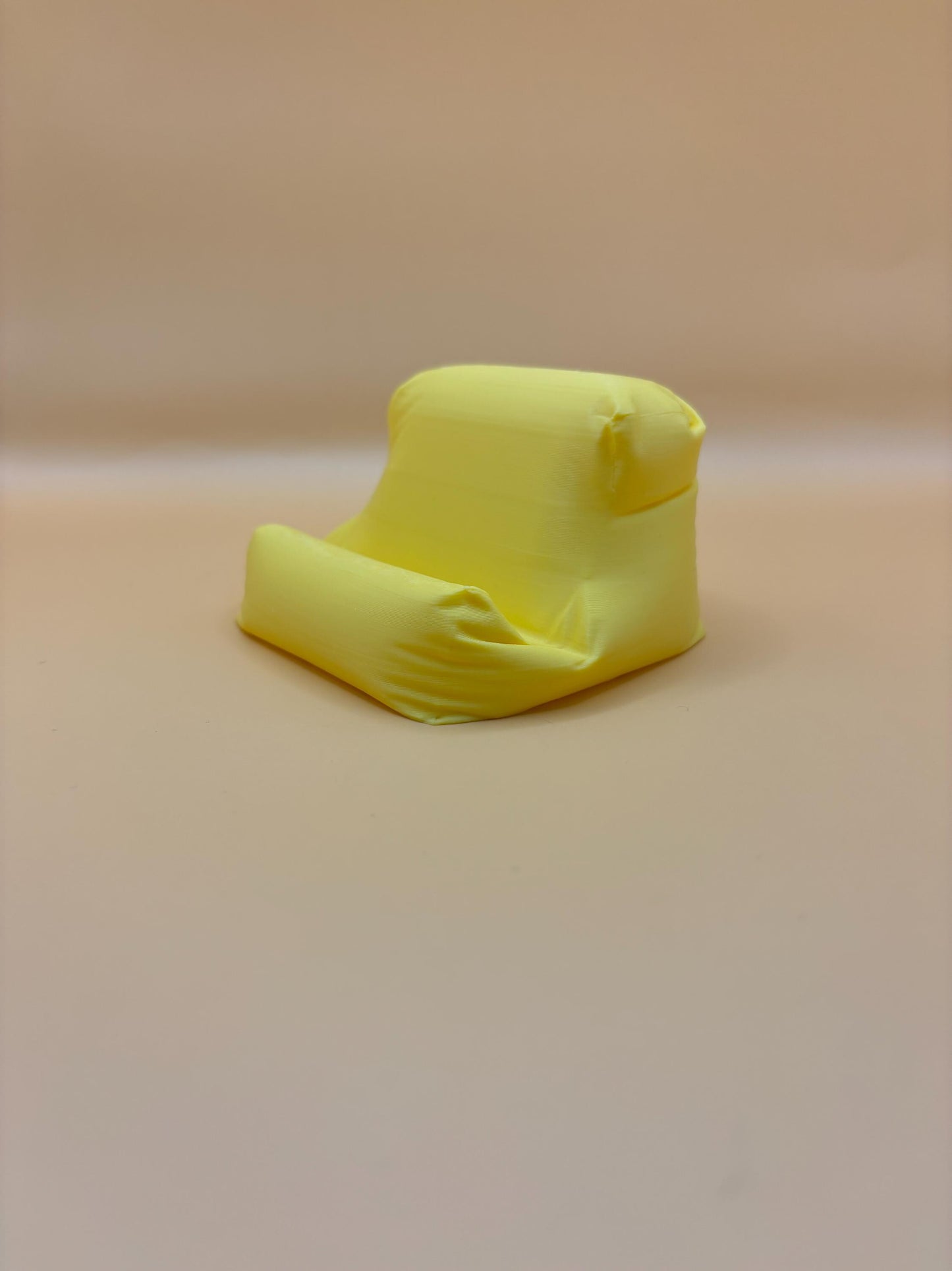 Bean Bag-Inspired Phone Stand – Cute & Functional