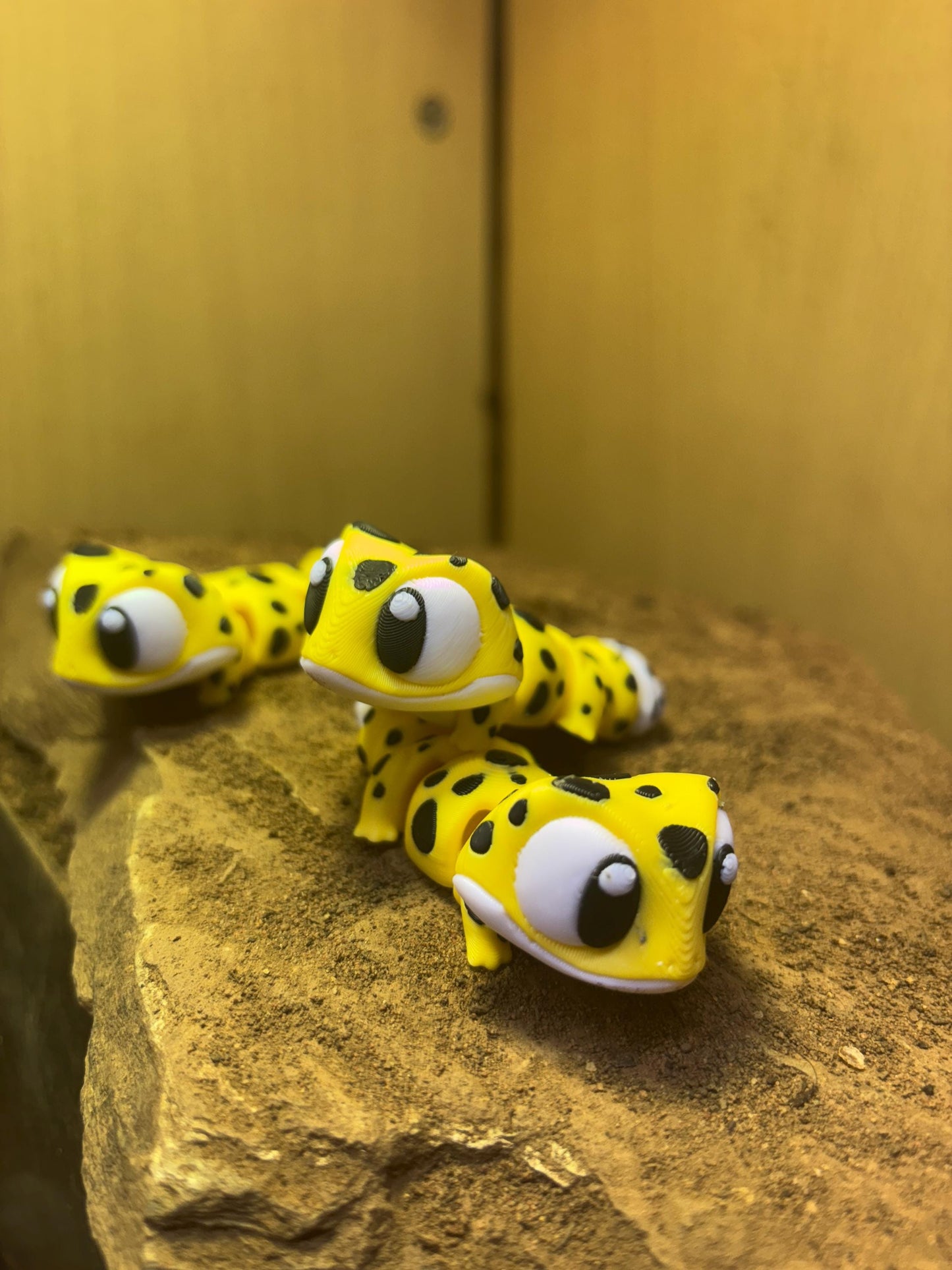 Leo The Flexi Gecko – The Flexible Reptile You’ve Been Looking For!