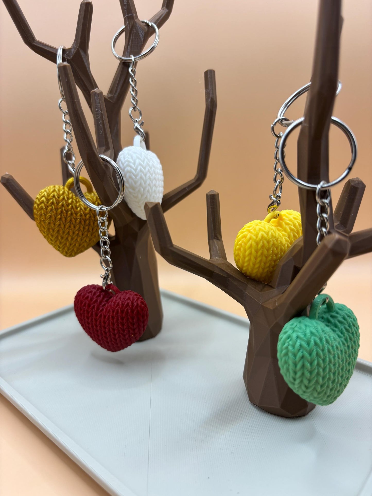 Cozy Heart-Shaped 'Knitted' Keychain - A Sweet and Warm Touch for Your Keys!