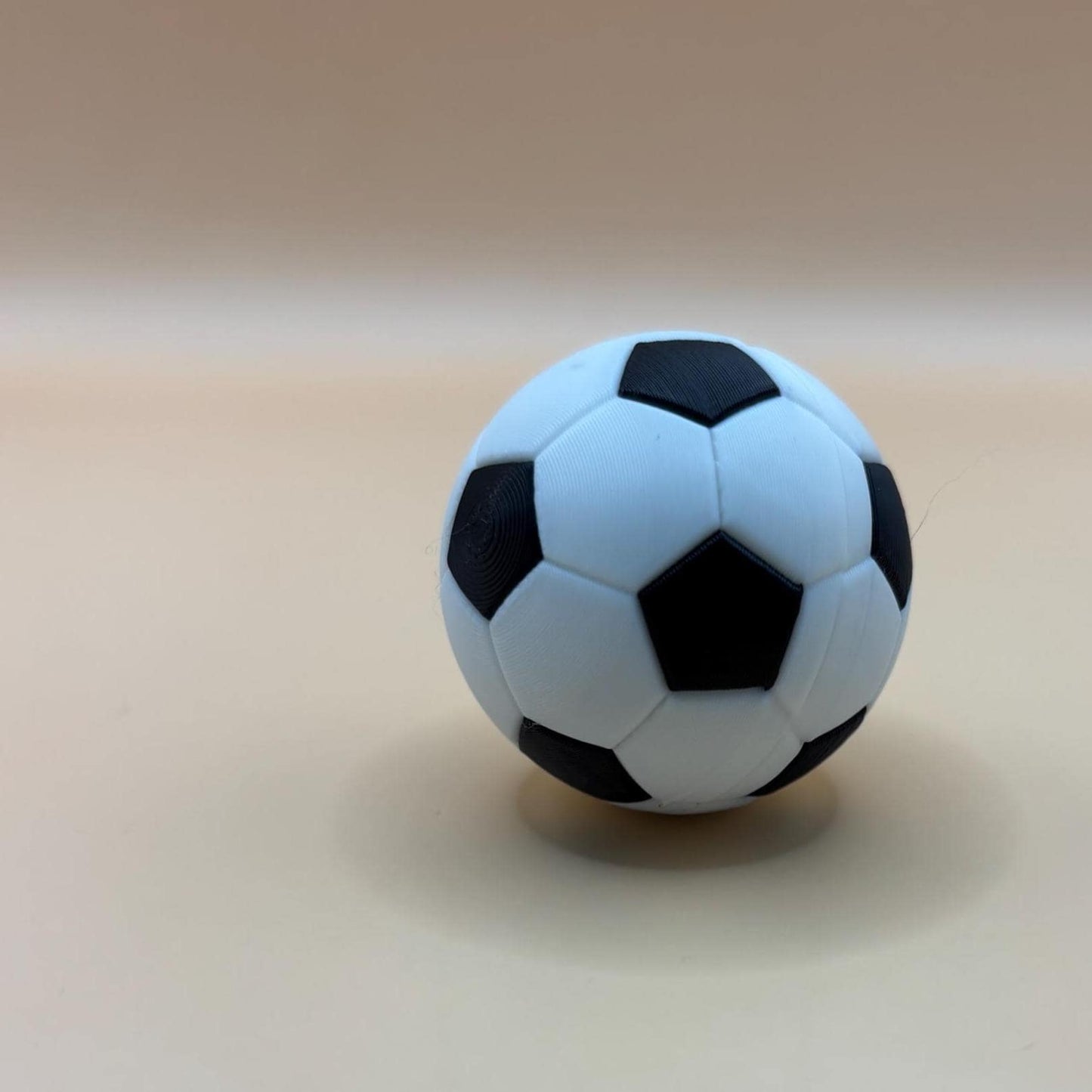 Football/Soccer Ball Fidget Slider – Magnetic Stress Relief | EDC Focus Gadget Gift for Football Fans