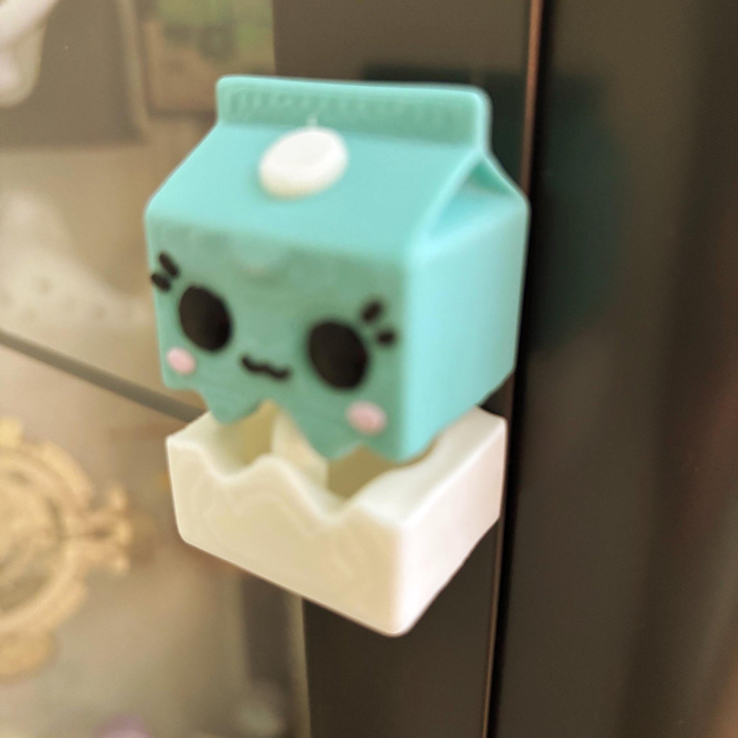 Mimi the Milk Carton – Keychain & fridge Magnet! Sweetness in Every Sip