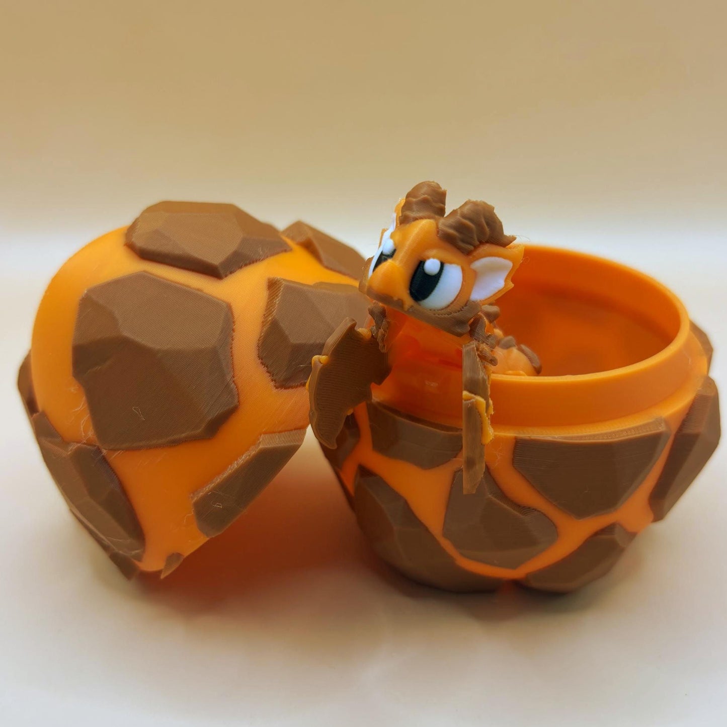 Varnak the Volcanic & His Display Egg – Articulated Dragon with Fiery Detail
